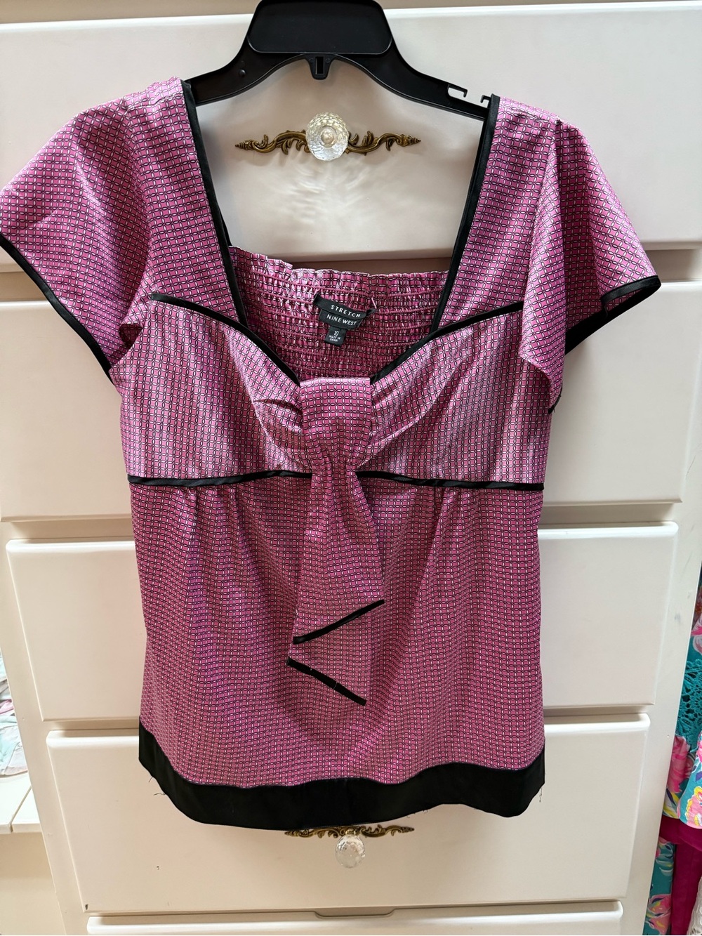 New vintage Nine West silky stretch top size 10